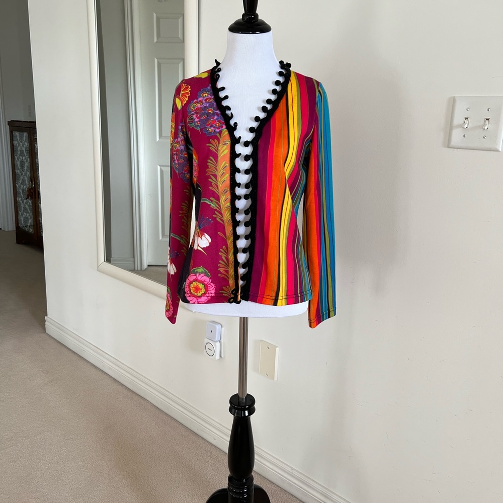 Colourful cardigan by TIPS, made in France